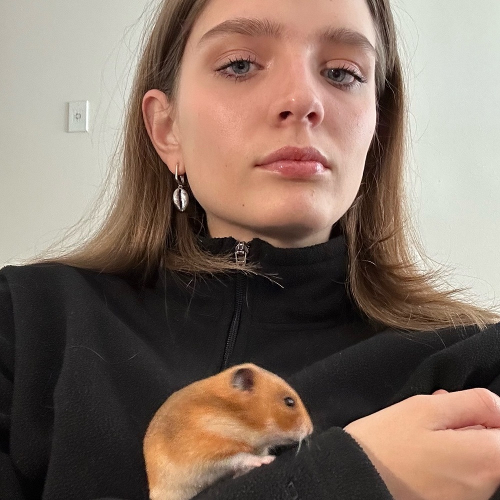 Meet your Posher, Мария